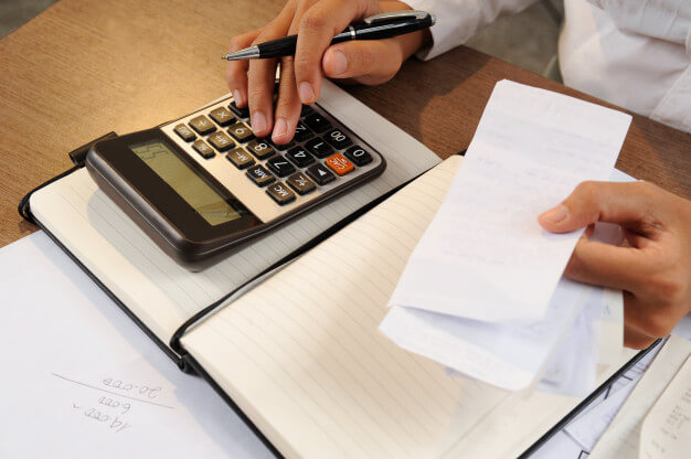 Calculating-bills- Assignment Helper Provider